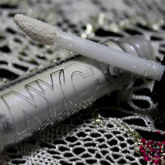 🤍 (Retired) NYC Color Shimmering Eye Dust - Opal Sparkle - Picture 2 of 6